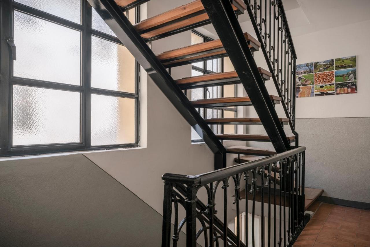 Lovely Mansard Iseo Portelle Holiday With Private Parking And Bike Storage Dış mekan fotoğraf